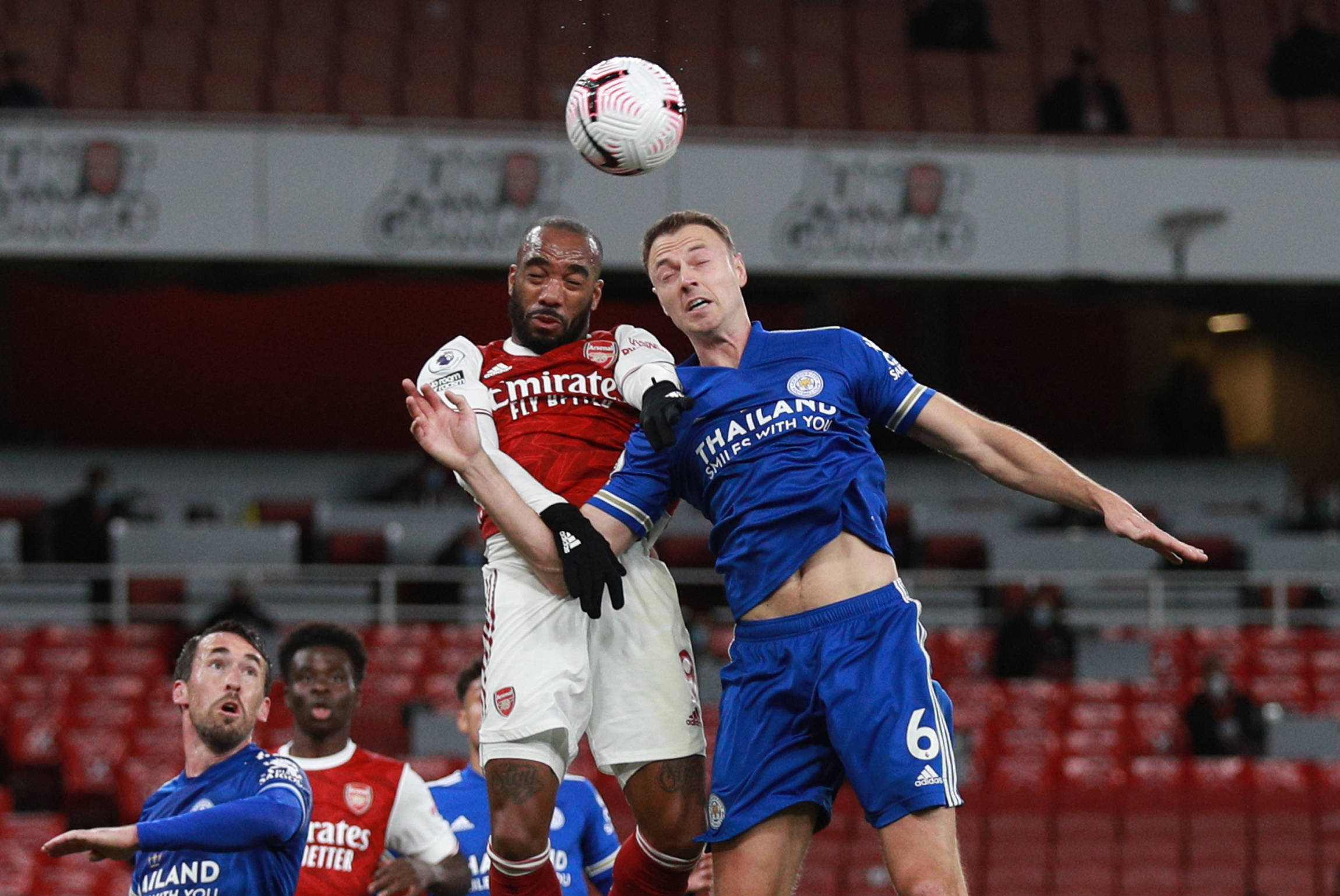 更凸显了个 更凸显了个